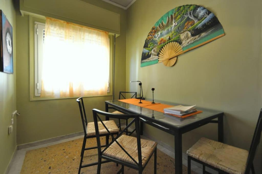Nice Apartment Near City Center Athene Buitenkant foto