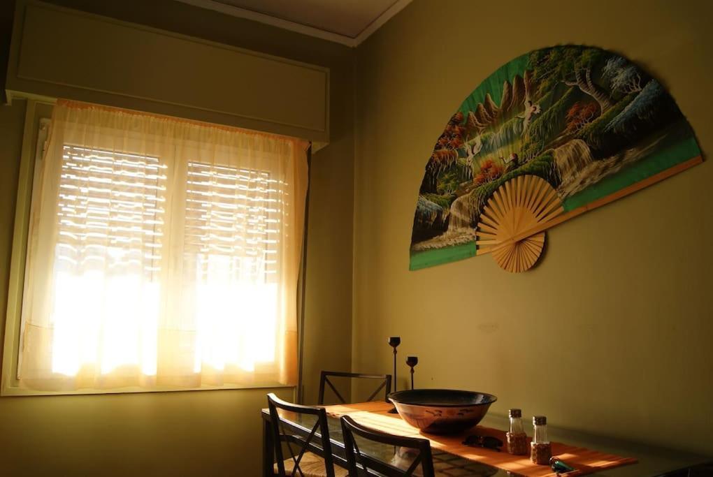 Nice Apartment Near City Center Athene Buitenkant foto